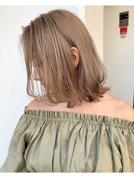 サロンドミルク 溝の口店(salon de MiLK) 20代30代40代/ミディアムレイヤーカットベージュカラー！