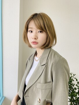 ウル(ulu) 【ulu】韓国ヘア　ミルクティカラー　イルミナカラー