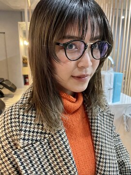 ミー(mii) 【mii】グラデーションカラーウルフレイヤー