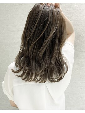 シルクレイ 吉祥寺店(Silk-lei) #ハイライトグラデーションカラー#カーキグレージュ#吉祥寺