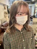 トロニー(TLONY)&nbsp;グレージュ　ダブルカラー　stylist/miaki