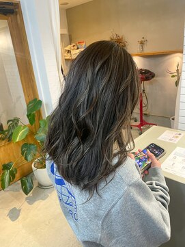 コミレ(COMILE) 透明感たっぷりハイライトカラー