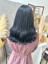 ヘアーデザインルアナ(Hair design Luana.)&nbsp;ブルーグレーのインナーエクステでペールブルー
