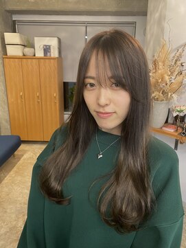 イロヘアー(ilo.hair) 【カーキブラウン】【ロングスタイル】