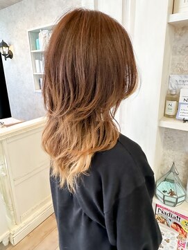 キャアリー(Caary) 福山caaryセンターパートレイヤーウルフスタイル20代30代40代