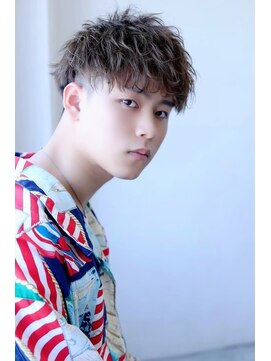 ソイクフ(SOY KUFU) MEN’S HARE 刈り上げマッシュパーマ