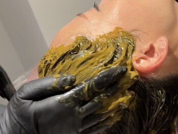 アラナヘア 六甲道店(Alana Hair)の写真/【地肌と髪に優しいサロン】経験豊富なstylistが自信を持って提案する、天然由来のヘナカラー＊