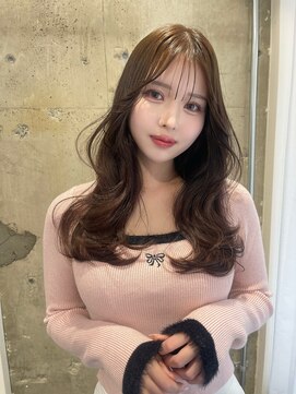 リリー(Lilley) くすみベージュ×姫カットレイヤー×韓国風巻き【ayana】