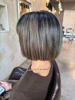 アトリエ エス atelier es HAIRDESIGN&nbsp;愛されショートボブ/切りっぱなし/ハイライト/グラデーション