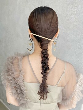 オト(oto) ヘアセット　タイトヘア　編み下ろし