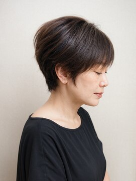 ヘアスタジオヘーフリヒ(HAIR STUDIO HoFLICH) 浜松/ショート/前下がり/ハンサムショート/大人ショート