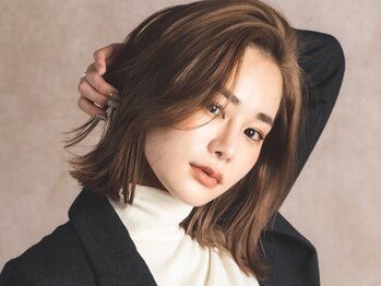 ヒルネ(hirune)の写真/白髪をカバーしながら艶髪に◎"hirune"のグレイカラーで、自然な美しさと上品な仕上がりを♪[恵比寿]