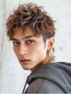 ヘアーサロン フォーメン イデア(hair salon for Men idea) ベージュカラー ツイストスパイラルパーマ 束感 20代【札幌】