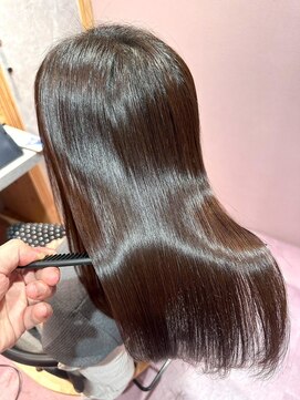 メルク ユニ(merc.uni) 髪質改善/フェミニンストレート/さら髪ロング/艶トリートメント