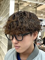 フィフスパーク(fifth PARK) 渋谷波巻きツイストスパイラル束感ルーズパーマメンズカット色気