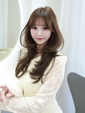 エレリー 名駅(EleRe) ハッシュカット/レイヤーカット/オリーブベージュ/グレージュ