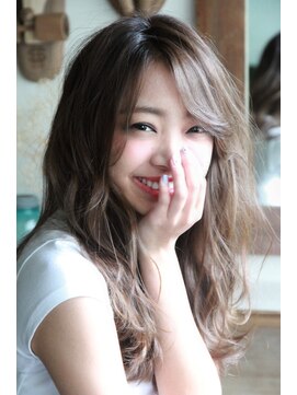 チョビー(Chobii) [chobii]表参道.青山☆小顔カット☆外国人風スタイル3710☆栗原