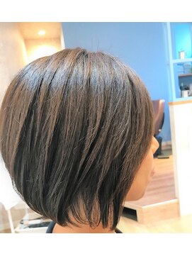 スターズヘアラウンジ(stars hair lounge) 前下がりボブ