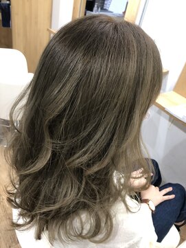 ヘアースタジオ ゼン(hair studio Zen) くすみベージュ
