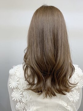 バッカ(BACCA) #外ハネロング　グレージュカラー#