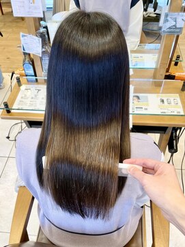 ペイジバイネオリーブ 吉祥寺店(Paige by Neolive) 髪質改善ストレートスタイル