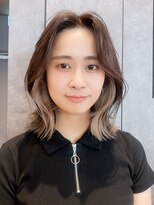 アイティーバイアルバム 藤沢店(IT by ALBUM)&nbsp;カーキベージュフレンチカジュアルくびレイヤー_ba479411