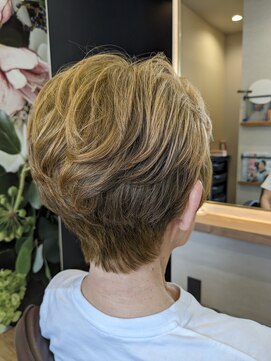 カシココ193(casicoco193.) シニア◆小顔ショート