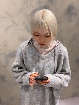 ジーナ 天王寺(Zina) ホワイトカラー！