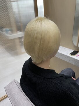 ジーナ サンシャイン通り池袋(Zina) 艶髪ハイトーン　髪質改善　　zina タナカユウタ