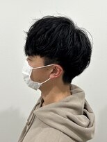 ヒュイル バイ ニアウ(Hwyl by Niau) ニュアンスパーマメンズカットパーマツイストスパイラルパーマ