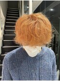 ペールオレンジ