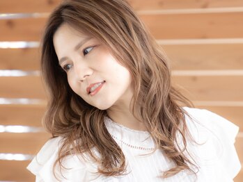 カンナ(Canna)の写真/【白髪染め/白髪ぼかし◎】悩みをお洒落に♪日常に馴染む白髪ぼかしで"ナチュラル×美しい"を両立*
