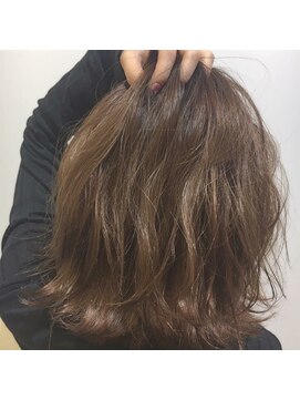 クレア 茅ヶ崎(CREA) 外国人風グレージュ×外ハネボブ