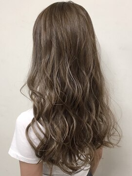 ラックスビー オオサカ  梅田茶屋町店(LUXBE OSAKA) 抜け感ベージュカラー by AKI【LUXBE 大阪梅田茶屋町店】