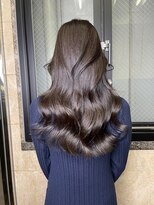 シエナ 渋谷(Siena)&nbsp;Siena 自然光で透けるラベンダーグレージュ 渋谷20代30代