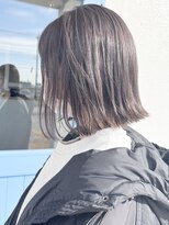 ミュール(mule)&nbsp;切りっぱなしボブ/グレージュカラー(ブリーチ1回目安)
