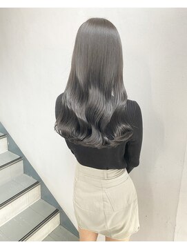 ジジ(jiji) 暗髪透明感カラー