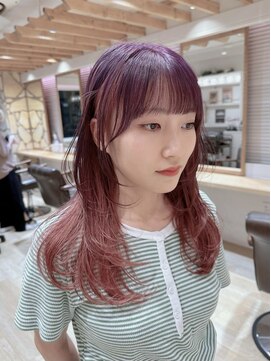 エイト新宿店(EIGHT shinjuku) セクションカラーラベンダーピンク