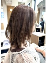 コンティロミー(CONTI ROMMY.)&nbsp;大人オシャレ◎外ハネ◎こなれ感【ロブ】