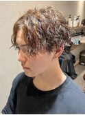 センターパート ツイストスパイラルパーマ