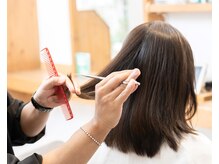 【髪質に合ったダメージレスカット】カットによる負荷を最小限に！