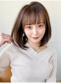 イメチェン美髪外ハネボブミディアムストレート寒色系カラー