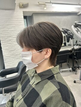 オーバル バイ アピッシュ(OVARL by apish) メンズカット/韓国ヘア/メンズパーマ/センターパート