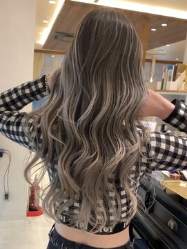 ラグーン(LAGOON) バレイヤージュグレージュハイライトダブルカラーケアブリーチ