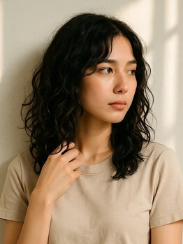クーシ(kuusi)の写真/髪質やクセを見極め、あなたに似合うパーマスタイルをご提案☆毎日のスタイリングが楽になるパーマを実現！