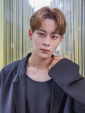 シティ(CITY) フェザーパーマブルーブラックショートセンターパートガイルヘア