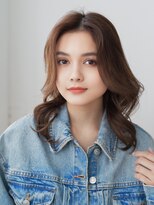 クロック(clock)&nbsp;センターパートアッシュブラウン