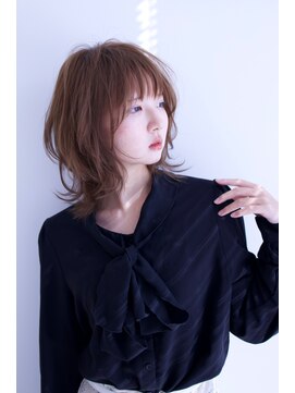 ループ(Loop) ミディアムヘア