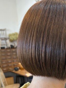 カルム(calme) medium bob