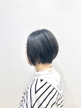 クオリス 上福岡店(QUALIS) 小顔ショート/似合わせカット/ショートボブ/暗めカラー/30代40代